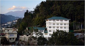 Summit Namnang Courtyard & Spa