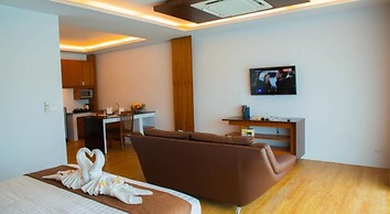 Phi Phi Cliff Beach Resort