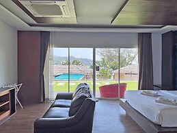 Phi Phi Cliff Beach Resort