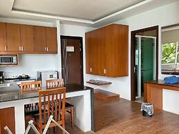 Phi Phi Cliff Beach Resort