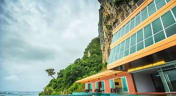 Phi Phi Cliff Beach Resort