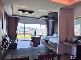 Phi Phi Cliff Beach Resort