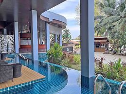 Phi Phi Cliff Beach Resort