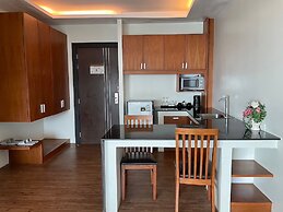 Phi Phi Cliff Beach Resort