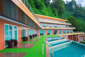 Phi Phi Cliff Beach Resort