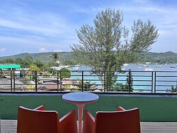 Phi Phi Cliff Beach Resort