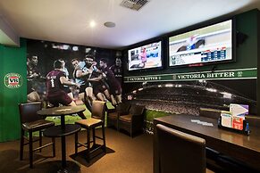 Nightcap at Jamison Hotel