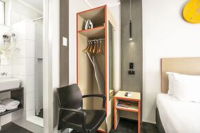 Nightcap at Jamison Hotel