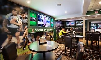 Nightcap at Jamison Hotel