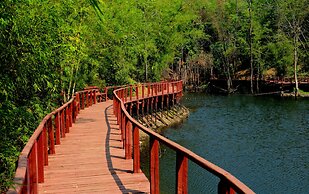 Mount Pleasant Hotel