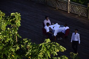 Mount Pleasant Hotel