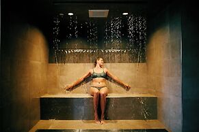 Rush Creek Lodge and Spa at Yosemite