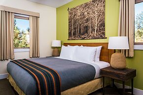 Rush Creek Lodge and Spa at Yosemite