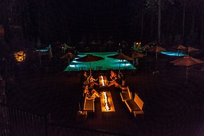 Rush Creek Lodge and Spa at Yosemite