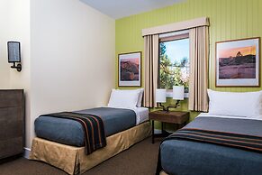 Rush Creek Lodge and Spa at Yosemite