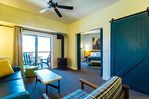 Rush Creek Lodge and Spa at Yosemite