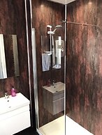 Shores Holiday Apartments