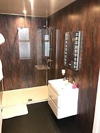 Shores Holiday Apartments