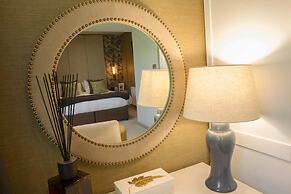 Lakeside Hotel & Spa