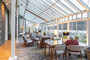 Lakeside Hotel & Spa