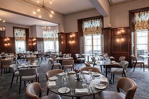 Lakeside Hotel & Spa