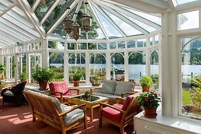 Lakeside Hotel & Spa