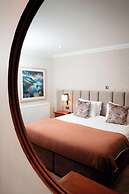 Lakeside Hotel & Spa
