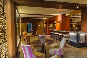 Lakeside Hotel & Spa