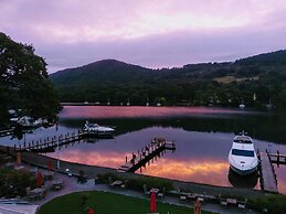 Lakeside Hotel & Spa