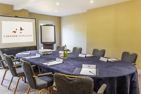 Lakeside Hotel & Spa