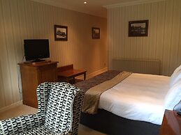 Lakeside Hotel & Spa