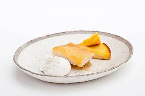 Lakeside Hotel & Spa