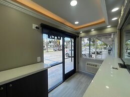 SimpleStay Suites - San Bernardino