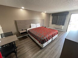 Economy Inn - Near National Orange Show Events Center