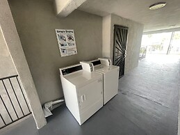 SimpleStay Suites - San Bernardino