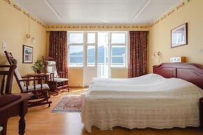 Leikanger Fjordhotel - Unike Hoteller