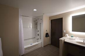 Holiday Inn Express & Suites St John's Airport by IHG