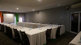 Tasha Lodge and Tours