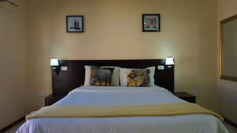 Tasha Lodge and Tours