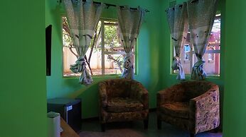 Tasha Lodge and Tours