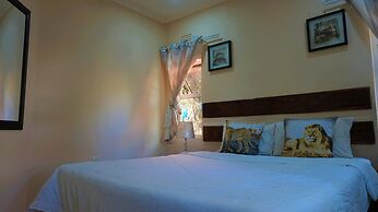 Tasha Lodge and Tours