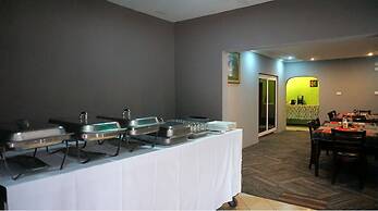 Tasha Lodge and Tours