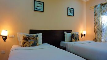 Tasha Lodge and Tours