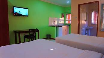 Tasha Lodge and Tours