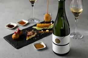 Courtyard by Marriott Shin-Osaka Station