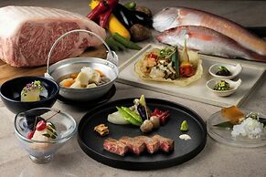 Courtyard by Marriott Shin-Osaka Station