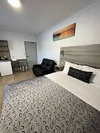 Childers Oasis Motel