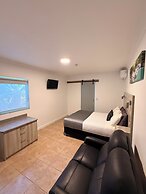 Childers Oasis Motel