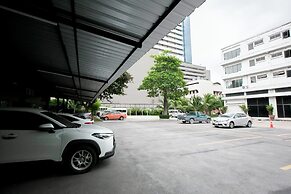 Annex Lumpini Bangkok