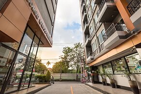 Baron Residence Bangkok